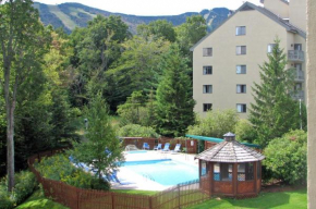Hideaway Retreat-Pool Hot Tub FirePlace Location
